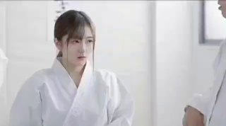性爱巴士-搭讪绿头发女孩上车玩车震